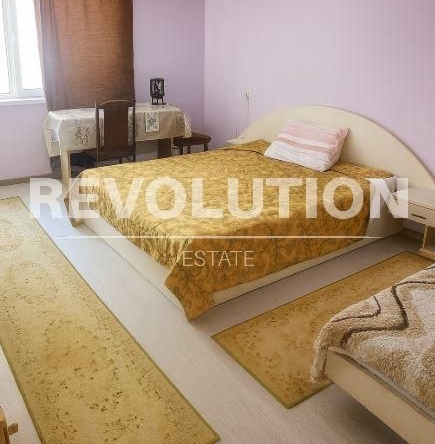 Дава се под наем Едностаен апартамент в Варна, Левски - 25 кв.м за 225 € - Снимка #1