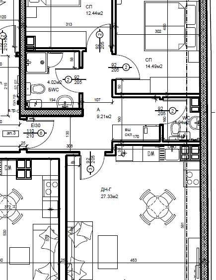 Тристаен апартамент в Пловдив, Център - 105 кв.м за 2513 €/кв.м - Снимка #1