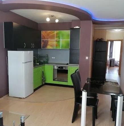 Дава се под наем Тристаен апартамент в София, Бояна - 90 кв.м за 747.66 € - Снимка #1