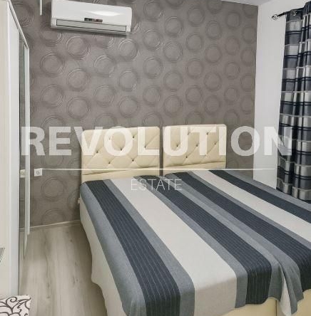 Дава се под наем Тристаен апартамент в Варна, Център - 90 кв.м за 600 € - Снимка #1