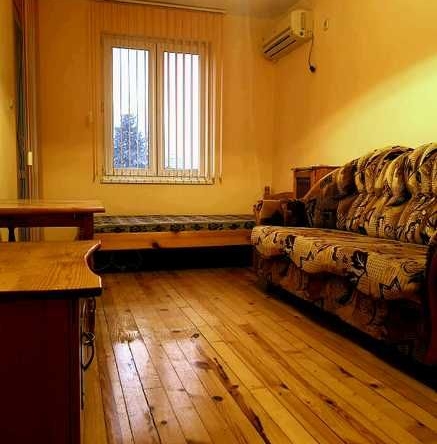 Дава се под наем Двустаен апартамент в Бургас, Братя Миладинови - 64 кв.м за 175 € - Снимка #1