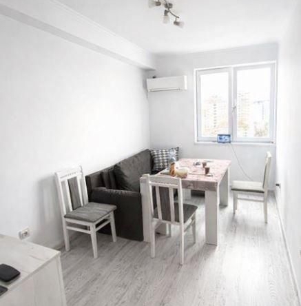 Дава се под наем Двустаен апартамент в Варна, Трошево - 50 кв.м за 398.82 € - Снимка #1