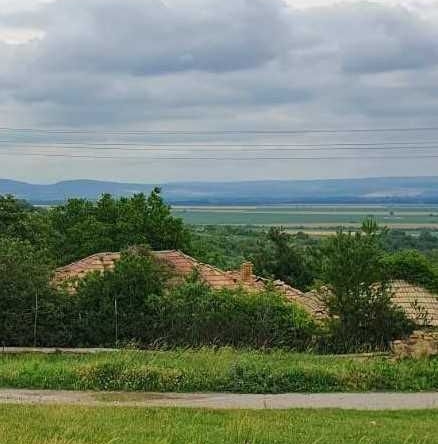 Парцел в с. Звезда, Област Търговище - 3693 кв.м за 2 €/кв.м - Снимка #1