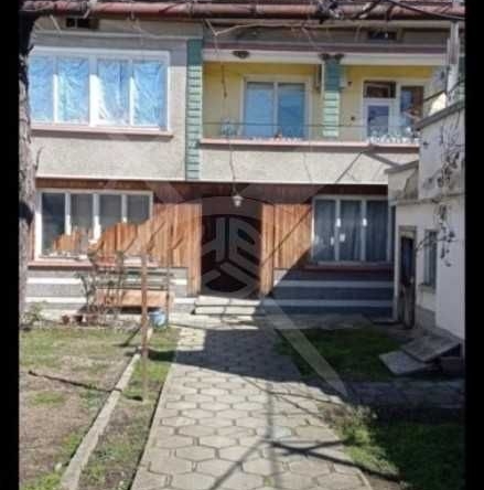 Етаж от къща в с. Калояново, Област Пловдив - 120 кв.м за 542 €/кв.м - Снимка #1