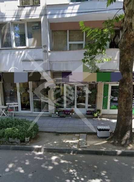 Дава се под наем Магазин в Пловдив, Център - 22 кв.м за 448.8 € - Снимка #1
