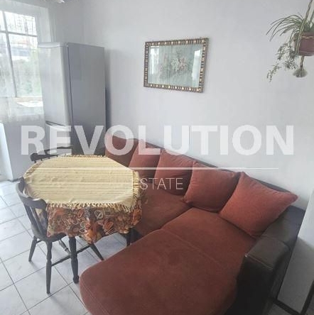 Дава се под наем Двустаен апартамент в Варна, Левски - 70 кв.м за 400 € - Снимка #1