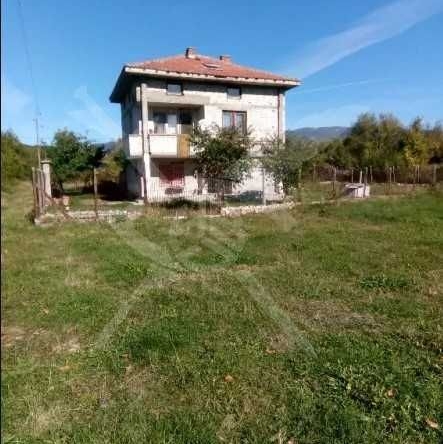 Къща в с. Кръстевич, Област Пловдив - 240 кв.м за 530 €/кв.м - Снимка #1