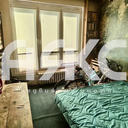 Двустаен апартамент в София, Център - 70 кв.м за 2004 €/кв.м - Снимка #1