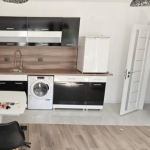 Дава се под наем Тристаен апартамент в София, Център - 87 кв.м за 800 € - Снимка #1