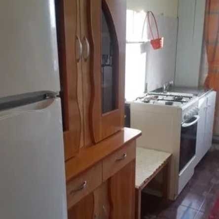 Дава се под наем Тристаен апартамент в Бургас, Славейков - 80 кв.м за 433.5 € - Снимка #1