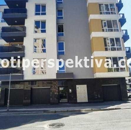 Гараж / Паркомясто в Пловдив, Кючук Париж - 20 кв.м за 587 €/кв.м - Снимка #1