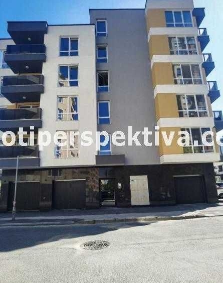 Гараж / Паркомясто в Пловдив, Кючук Париж - 20 кв.м за 587 €/кв.м - Снимка #1