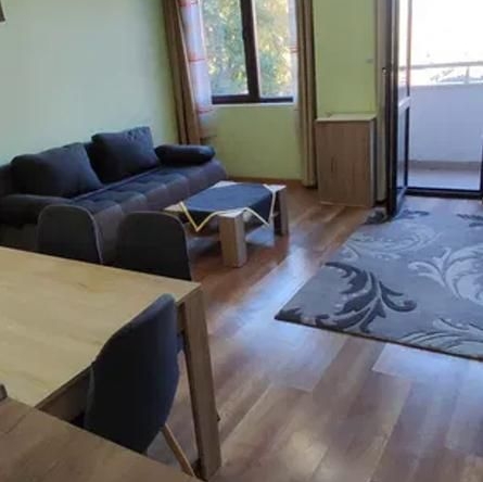 Дава се под наем Двустаен апартамент в Пловдив, Съдийски - 64 кв.м за 400 € - Снимка #1