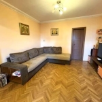 Дава се под наем Четиристаен апартамент в Пловдив, Сточна гара - 128 кв.м за 714 € - Снимка #1