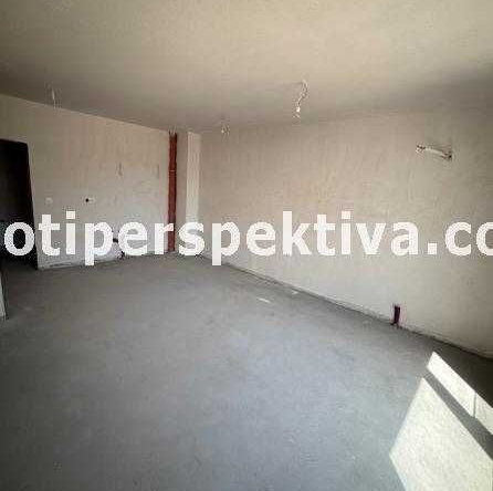 Тристаен апартамент в Пловдив, Тракия - 94 кв.м за 1543 €/кв.м - Снимка #1