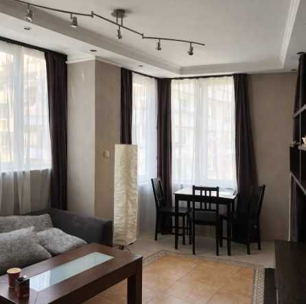 Дава се под наем Тристаен апартамент в София, Белите брези - 85 кв.м за 746.64 € - Снимка #1