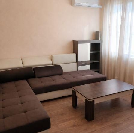 Дава се под наем Тристаен апартамент в Варна, Електрон - 75 кв.м за 698.19 € - Снимка #1