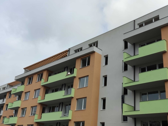 Тристаен апартамент в София, Банишора - 110 кв.м за 1364 €/кв.м - Снимка #1