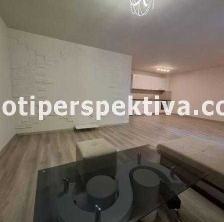 Тристаен апартамент в Пловдив, Кючук Париж - 112 кв.м за 1715 €/кв.м - Снимка #1