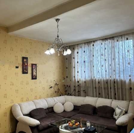 Тристаен апартамент в с. Илинден, Област София-област - 104 кв.м за 2058 €/кв.м - Снимка #1