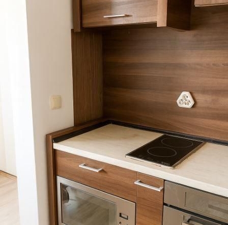 Дава се под наем Двустаен апартамент в Варна, Владислав Варненчик - 55 кв.м за 300 € - Снимка #1