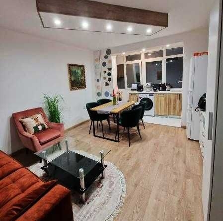 Дава се под наем Тристаен апартамент в София, Дружба 1 - 67 кв.м за 550 € - Снимка #1