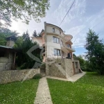 Къща в с. Бойково, Област Пловдив - 256 кв.м за 778 €/кв.м - Снимка #1