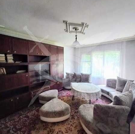 Тристаен апартамент в Бургас, Център - 100 кв.м за 2100 €/кв.м - Снимка #1