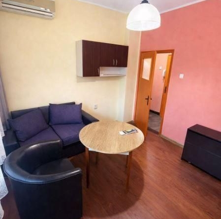 Дава се под наем Двустаен апартамент в Варна, Гръцка махала - 50 кв.м за 273.87 € - Снимка #1