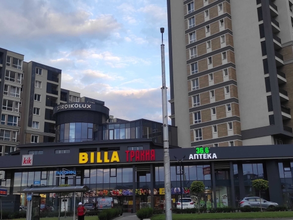 Дава се под наем Двустаен апартамент в Пловдив, Тракия - 75 кв.м за 598.23 € - Снимка #1