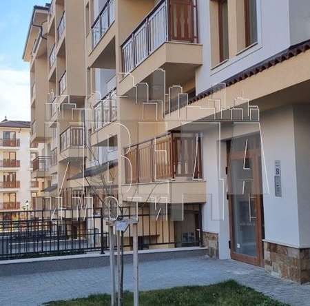 Двустаен апартамент в к.к. Св.Св. Константин и Елена - 77 кв.м за 2163 €/кв.м - Снимка #1