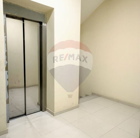 Офис в Варна, Бриз - 130 кв.м за 1900 €/кв.м - Снимка #1