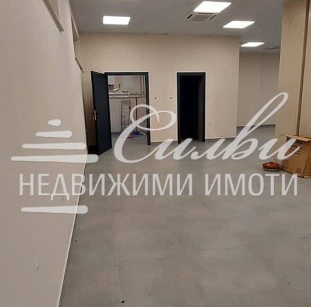 Дава се под наем Магазин в Шумен, Добруджански - 140 кв.м за 918 € - Снимка #1