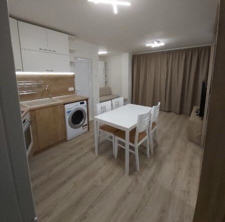 Дава се под наем Едностаен апартамент в София, Манастирски ливади - 40 кв.м за 290.7 € - Снимка #1