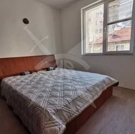 Дава се под наем Многостаен апартамент в Пловдив, Център - 130 кв.м за 500 € - Снимка #1