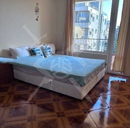 Двустаен апартамент в к.к. Слънчев бряг - 65 кв.м за 1200 €/кв.м - Снимка #1