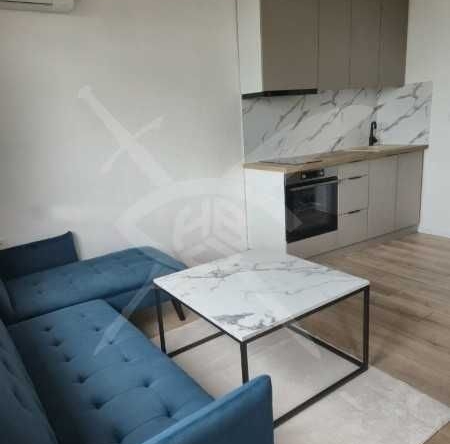 Дава се под наем Двустаен апартамент в Пловдив, Тракия - 60 кв.м за 425 € - Снимка #1