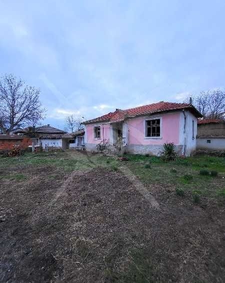 Къща в с. Опълченец, Област Стара Загора - 60 кв.м за 450 €/кв.м - Снимка #1