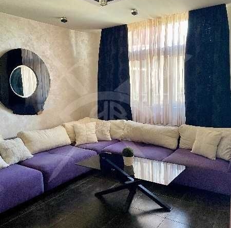 Тристаен апартамент в к.к. Слънчев бряг - 133 кв.м за 1452 €/кв.м - Снимка #1