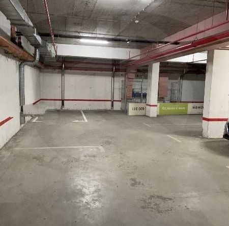 Дава се под наем Гараж / Паркомясто в Пловдив, Кючук Париж - 15 кв.м за 15500 € - Снимка #1