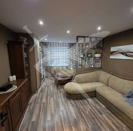 Двустаен апартамент в Бургас, Меден рудник - зона Б - 57 кв.м за 1110 €/кв.м - Снимка #1