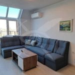 Дава се под наем Тристаен апартамент в Пловдив, Кършияка - 106 кв.м за 747.66 € - Снимка #1