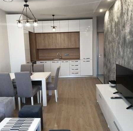 Дава се под наем Двустаен апартамент в София, Гео Милев - 64 кв.м за 484.5 € - Снимка #1