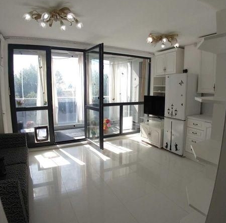 Дава се под наем Двустаен апартамент в Варна, м-т Евксиноград - 50 кв.м за 450 € - Снимка #1