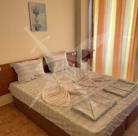 Хотел в Приморско - 760 кв.м за 459 €/кв.м - Снимка #1