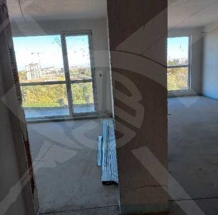 Дава се под наем Двустаен апартамент в Пловдив, Южен - 76 кв.м за 90500 € - Снимка #1