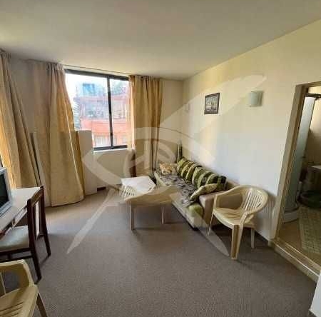 Двустаен апартамент в к.к. Слънчев бряг - 54 кв.м за 576 €/кв.м - Снимка #1