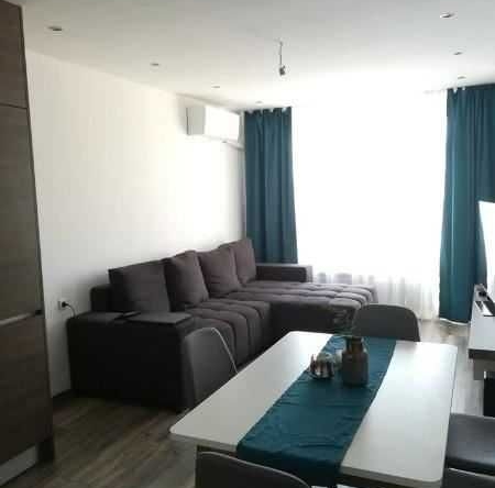 Дава се под наем Двустаен апартамент в София, Овча купел - 81 кв.м за 398.82 € - Снимка #1