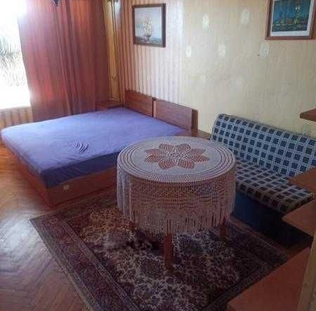 Дава се под наем Двустаен апартамент в Бургас, Славейков - 60 кв.м за 331.5 € - Снимка #1