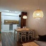 Дава се под наем Двустаен апартамент в Бургас, Център - 80 кв.м за 612 € - Снимка #1